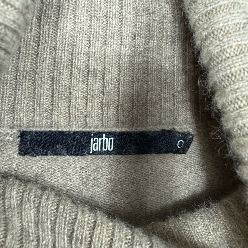Jarbo turtle neck 100% cashmere sweater tan EUC‎ E - Picture 14 of 14